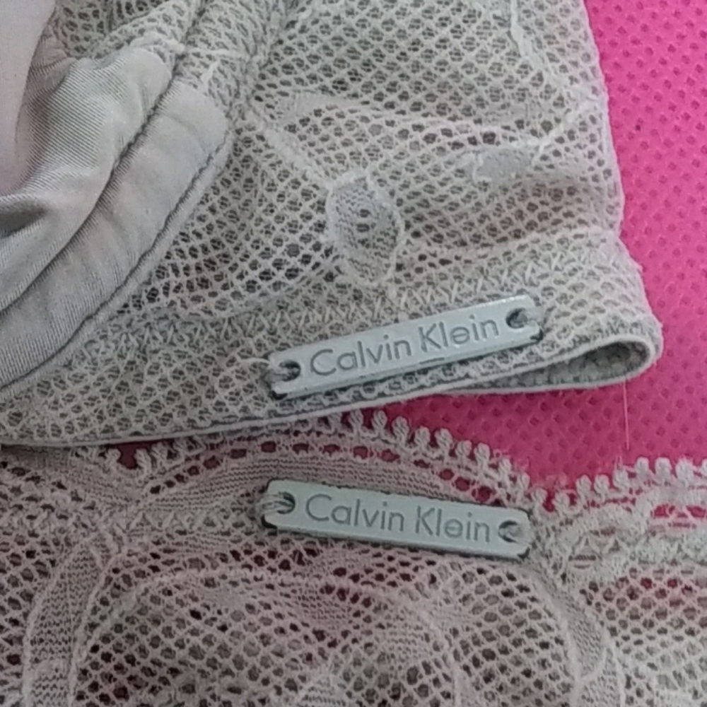 💜Calvin Klein Triangle Bra Thong Lace🔥SEXY🔥 34D